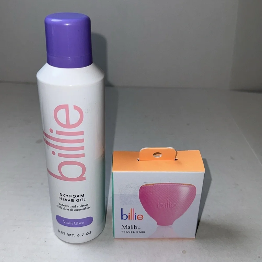 Billie SkyFoam Womens Shave Gel, Violet Glaze & Billie 5-Blade Razor Travel Case